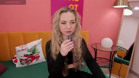 Snapshot of eva_moran chatting on 14, 12, 2024 Eva 3 online show from 14, 12, 2024