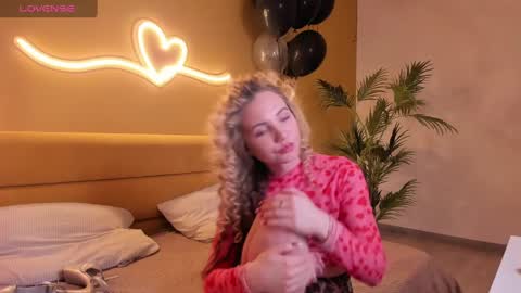 Snapshot of eva_moran chatting on 24, 1, 2025 Eva 3 online show from 24, 1, 2025
