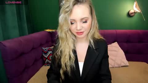 Snapshot of eva_moran chatting on 22, 9, 2025 Eva 3 online show from 22, 9, 2025