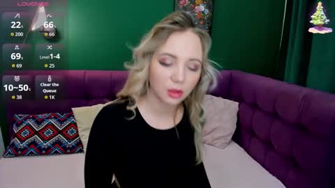 Snapshot of eva_moran chatting on 18, 10, 2025 Eva 3 online show from 18, 10, 2025