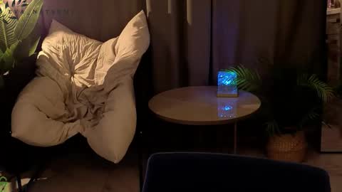 Eva online show from 19, 11, 2025