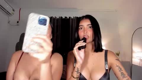 Snapshot of eva_penelope chatting on 12, 1, 2026 EVA online show from 12, 1, 2026