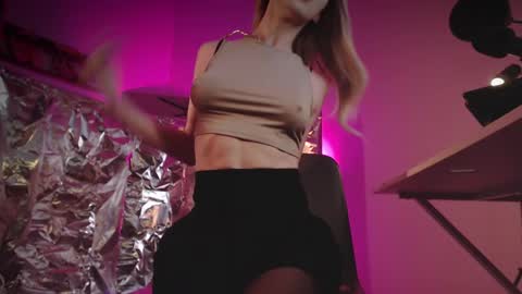 Eva online show from 14, 2, 2025