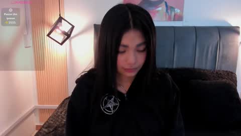 Eva   Emily online show from 11, 9, 2025