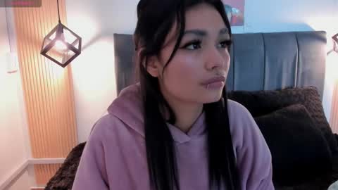 Eva   Emily online show from 29, 9, 2025