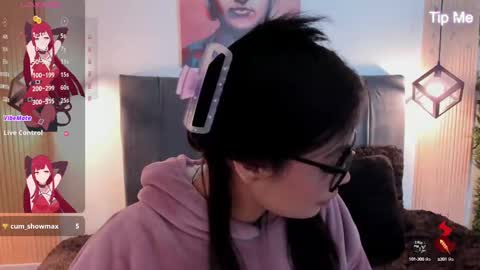 Eva   Emily online show from 8, 10, 2025