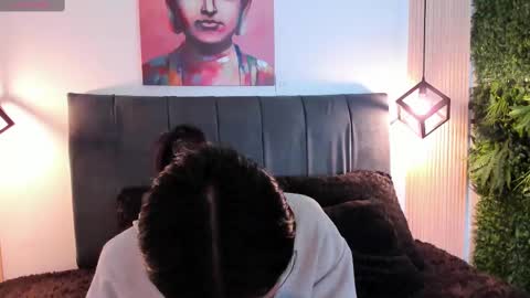 Eva   Emily online show from 22, 10, 2025