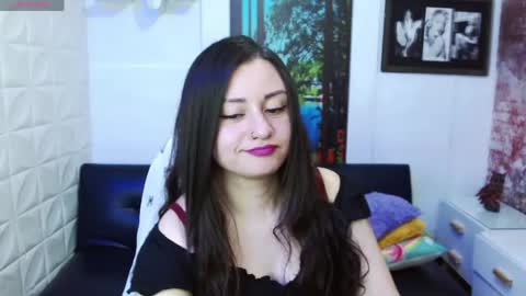 Snapshot of eva_rosell chatting on 6, 5, 2026 Eva online show from 6, 5, 2026