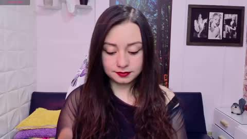Snapshot of eva_rosell chatting on 25, 5, 2026 Eva online show from 25, 5, 2026