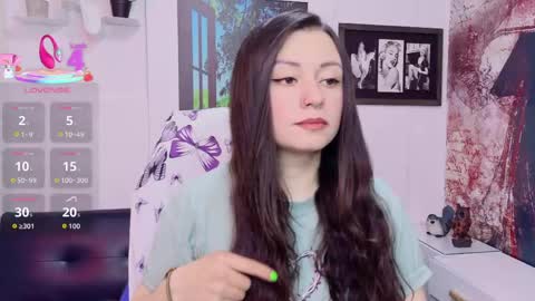 Snapshot of eva_rosell chatting on 27, 5, 2026 Eva online show from 27, 5, 2026