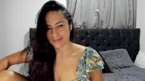 Snapshot of eva_rosie chatting on 19, 2, 2025 Eva Rose online show from 19, 2, 2025