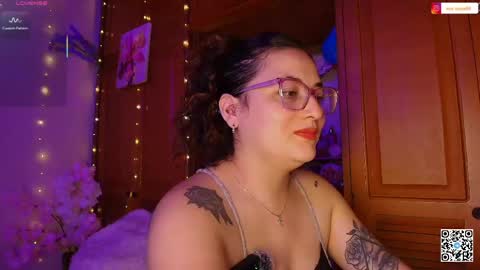 Eva  online show from 11, 5, 2026