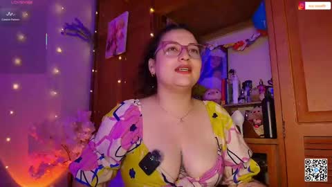 Eva  online show from 11, 5, 2026