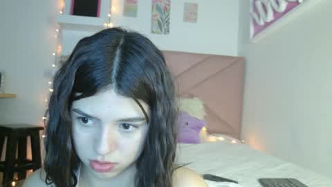 Eva Sin online show from 12, 4, 2026