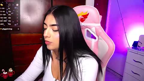 Eva  online show from 16, 12, 2024