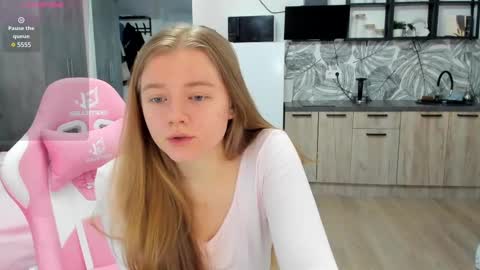 Snapshot of eva_tomiok chatting on 21, 12, 2024 Eva online show from 21, 12, 2024