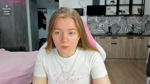 Snapshot of eva_tomiok chatting on 22, 12, 2024 Eva online show from 22, 12, 2024