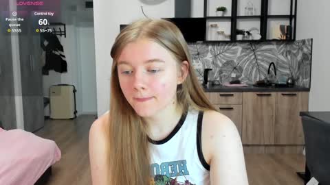 Snapshot of eva_tomiok chatting on 19, 1, 2025 Eva online show from 19, 1, 2025