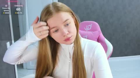 Snapshot of eva_tomiok chatting on 23, 2, 2025 Eva online show from 23, 2, 2025