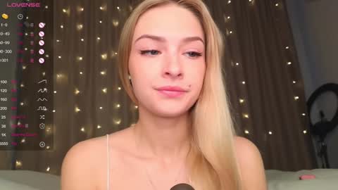 Snapshot of eva_vex chatting on 13, 1, 2025 Hello Im Eva online show from 13, 1, 2025