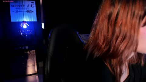 Snapshot of eva_viulet chatting on 23, 4, 2026 MISS EVY online show from 23, 4, 2026
