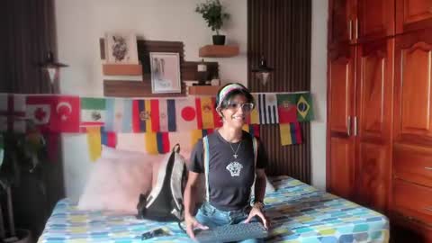 Snapshot of evaa_campbell chatting on 17, 6, 2026 Eva online show from 17, 6, 2026