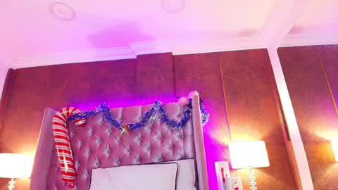 Snapshot of evaa_cloee chatting on 17, 12, 2024 EVA CLOEE online show from 17, 12, 2024