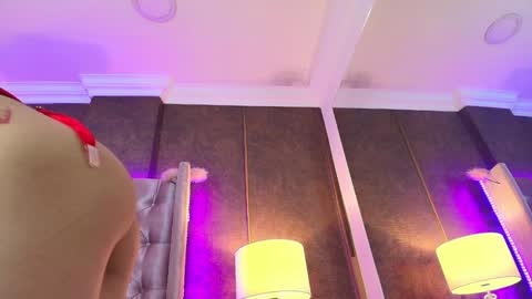 Snapshot of evaa_cloee chatting on 14, 1, 2025 EVA CLOEE online show from 14, 1, 2025