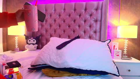 Snapshot of evaa_cloee chatting on 7, 2, 2025 EVA CLOEE online show from 7, 2, 2025