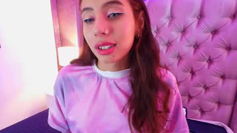 Snapshot of evaa_cloee chatting on 25, 2, 2025 EVA CLOEE online show from 25, 2, 2025