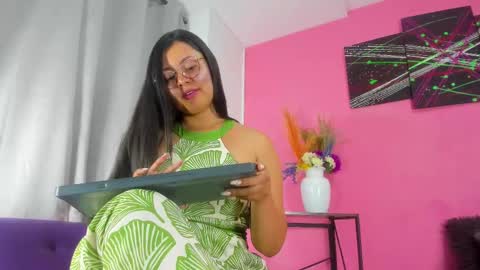Snapshot of evaa_greey chatting on 3, 3, 2025  Eva Grey  online show from 3, 3, 2025