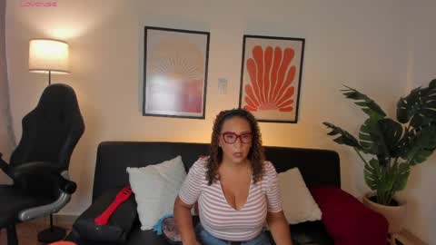  Eva  online show from 11, 5, 2026