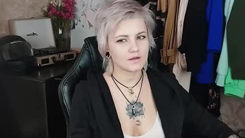 Snapshot of evabrownie chatting on 19, 2, 2025 Eva Brownie online show from 19, 2, 2025