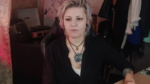 Snapshot of evabrownie chatting on 9, 3, 2025 Eva Brownie online show from 9, 3, 2025