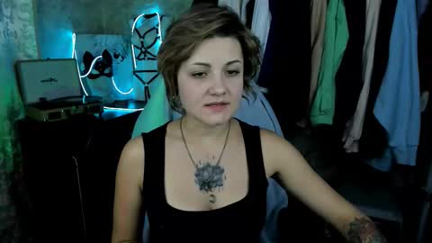 Snapshot of evabrownie chatting on 18, 9, 2025 Eva Brownie online show from 18, 9, 2025
