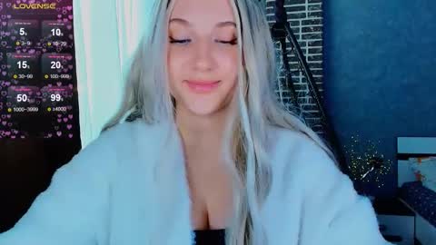 Eva  online show from 6, 11, 2025