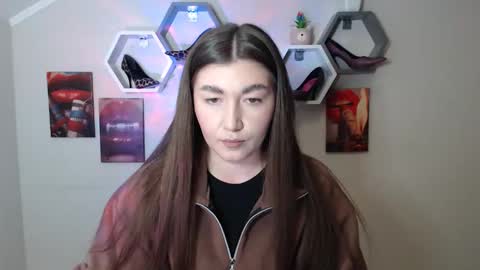 Evachaturbatte online show from 1, 2, 2026