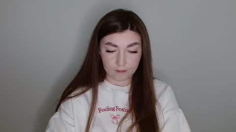 Snapshot of evachaturbatte chatting on 16, 4, 2026 Evachaturbatte online show from 16, 4, 2026