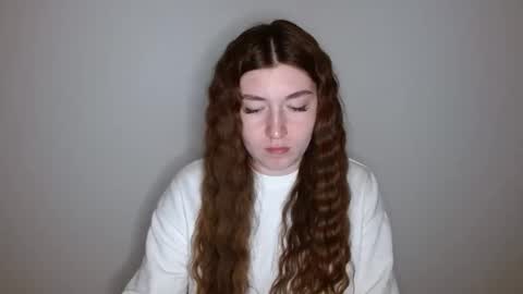 Snapshot of evachaturbatte chatting on 20, 4, 2026 Evachaturbatte online show from 20, 4, 2026