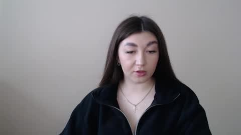 Snapshot of evachaturbatte chatting on 13, 5, 2026 Evachaturbatte online show from 13, 5, 2026