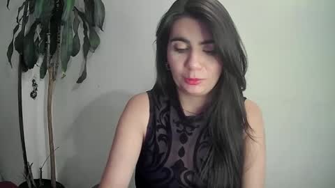 evacollins12 online show from 14, 12, 2024