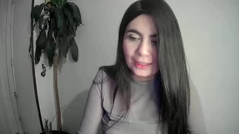 evacollins12 online show from 28, 12, 2024