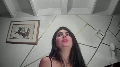 evacollins12 online show from 14, 2, 2025