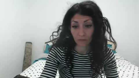 hornycrissyyourlove online show from 12, 5, 2026