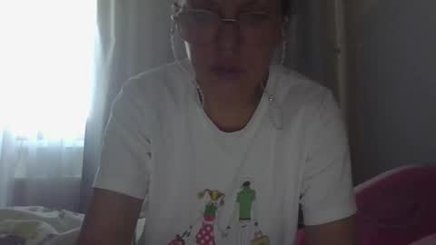 Snapshot of evaglad chatting on 27, 9, 2025 evaglad online show from 27, 9, 2025