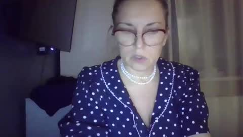 Snapshot of evaglad chatting on 28, 9, 2025 evaglad online show from 28, 9, 2025