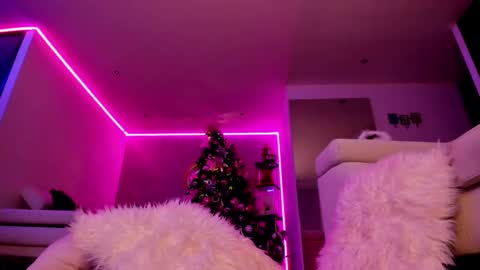 Eva Gomez online show from 9, 12, 2024