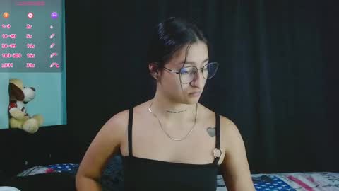 Evah Lee online show from 5, 10, 2025