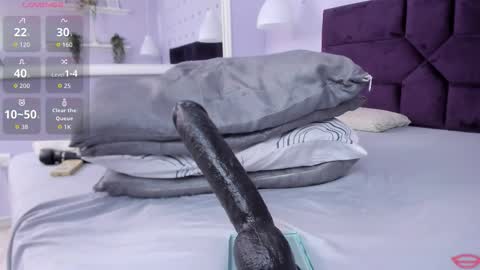 evahalston online show from 31, 10, 2025