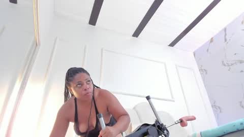 Snapshot of evahalston chatting on 21, 5, 2026 evahalston online show from 21, 5, 2026